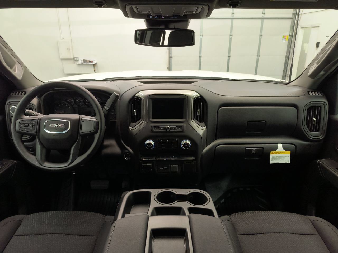 2026 GMC Sierra 3500 Chassis Cab Pro - Photo 17