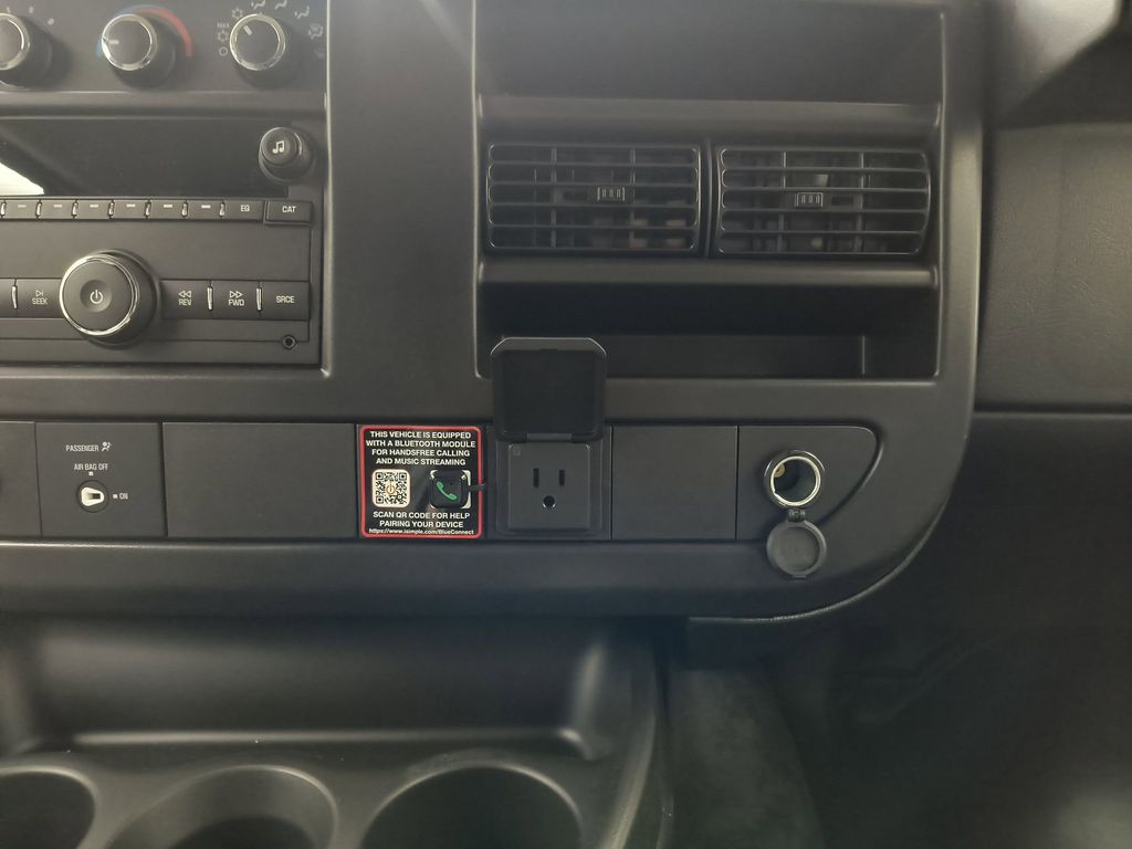 2026 GMC Savana Cargo Work Van - Photo 25