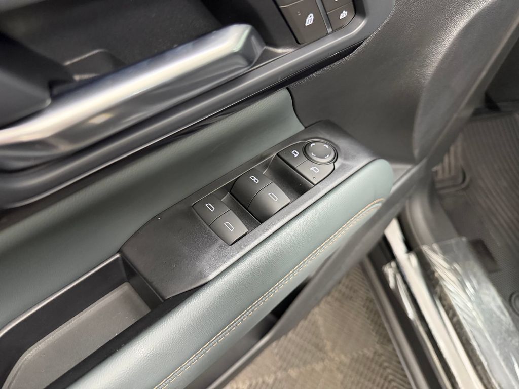 2027 GMC Terrain AT4 - Photo 14