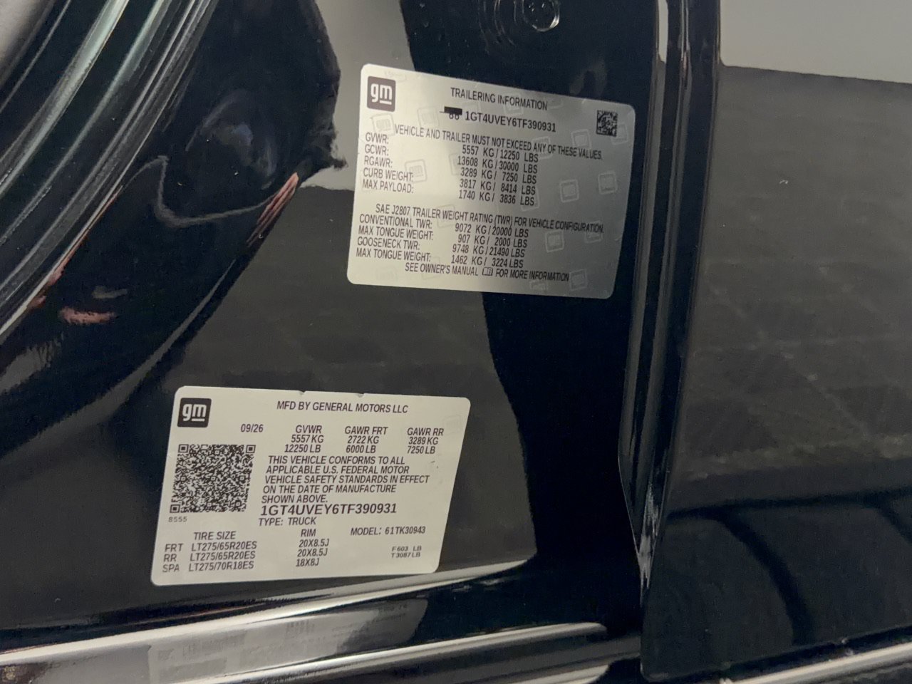 2026 GMC Sierra 3500HD AT4 - Photo 32
