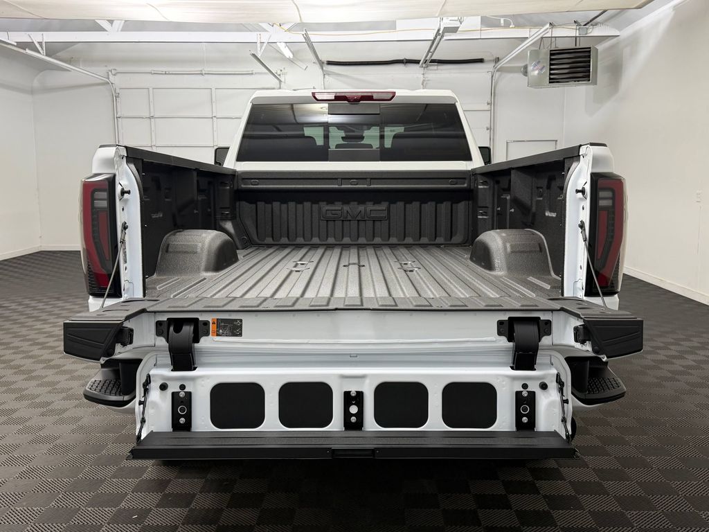 2026 GMC Sierra 3500HD AT4 - Photo 27