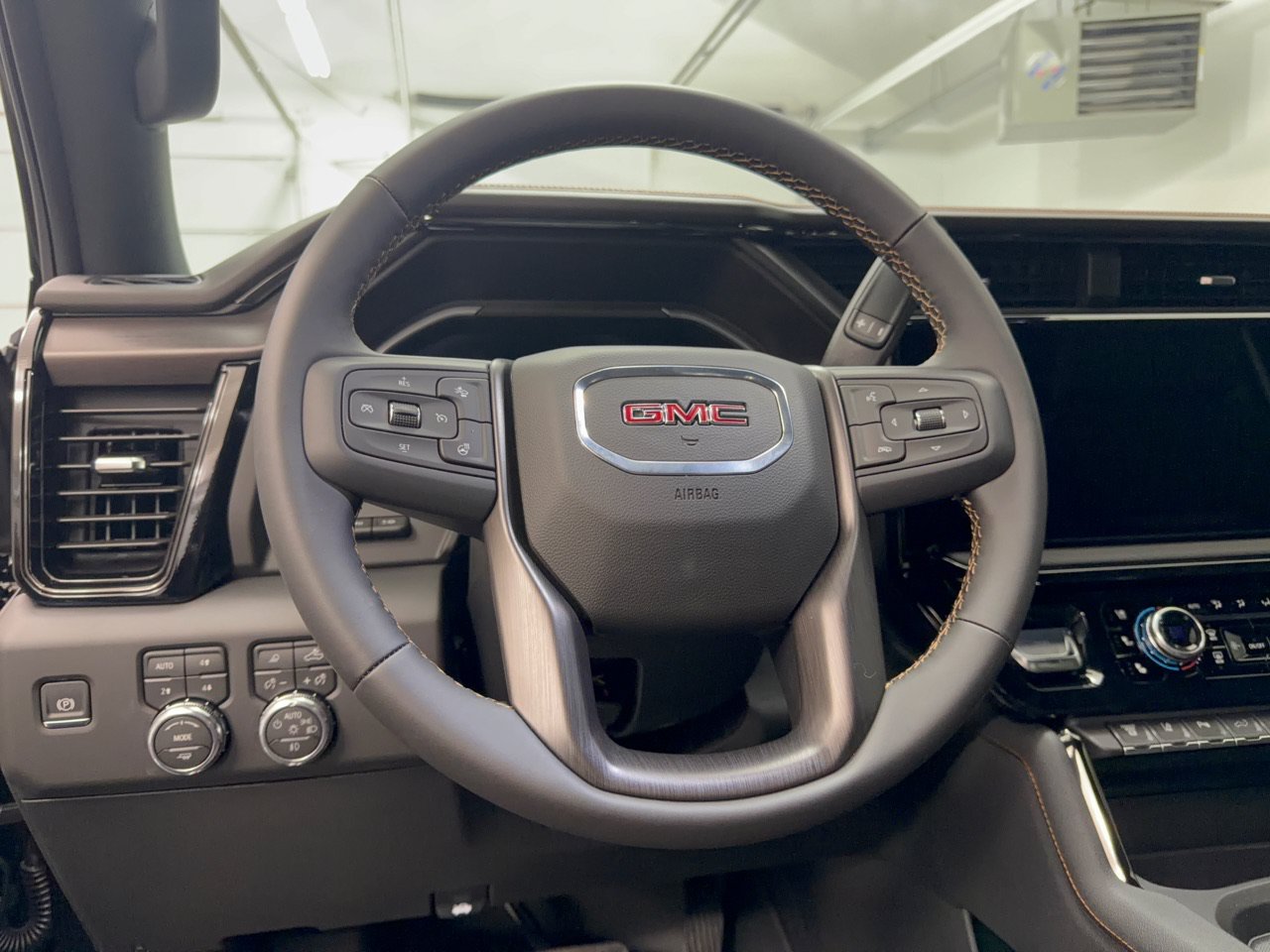 2026 GMC Sierra 3500HD AT4 - Photo 10