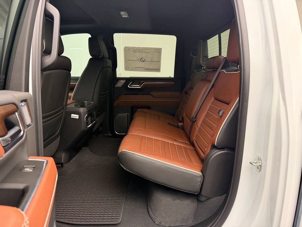 2026 GMC Sierra 3500HD Denali Ultimate - Photo 12