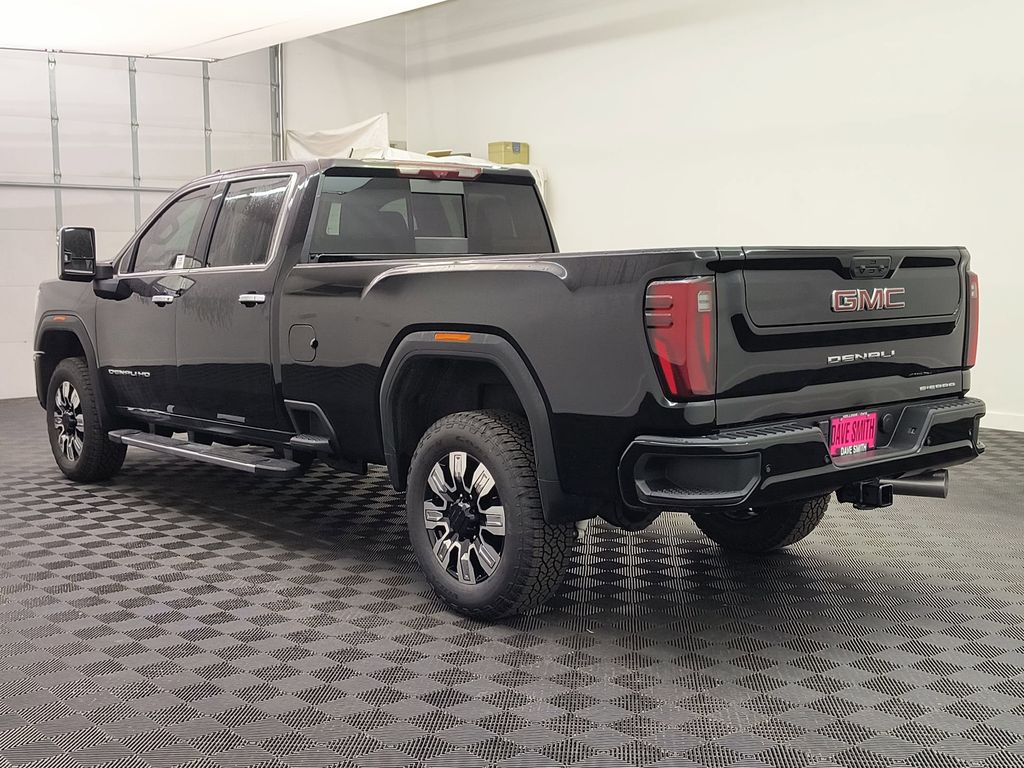 2026 GMC Sierra 3500HD Denali - Photo 3