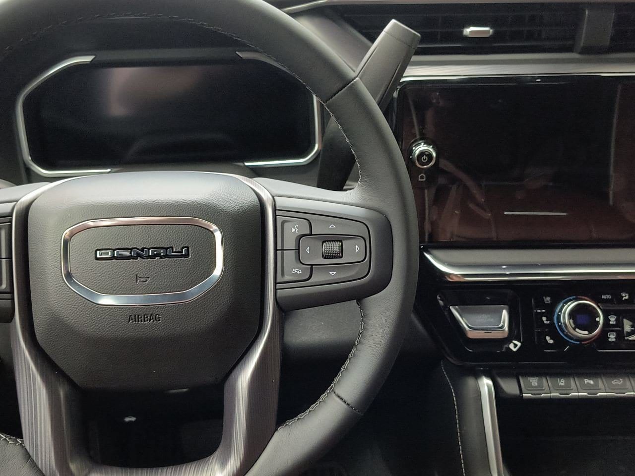 2026 GMC Sierra 3500HD Denali Ultimate - Photo 19