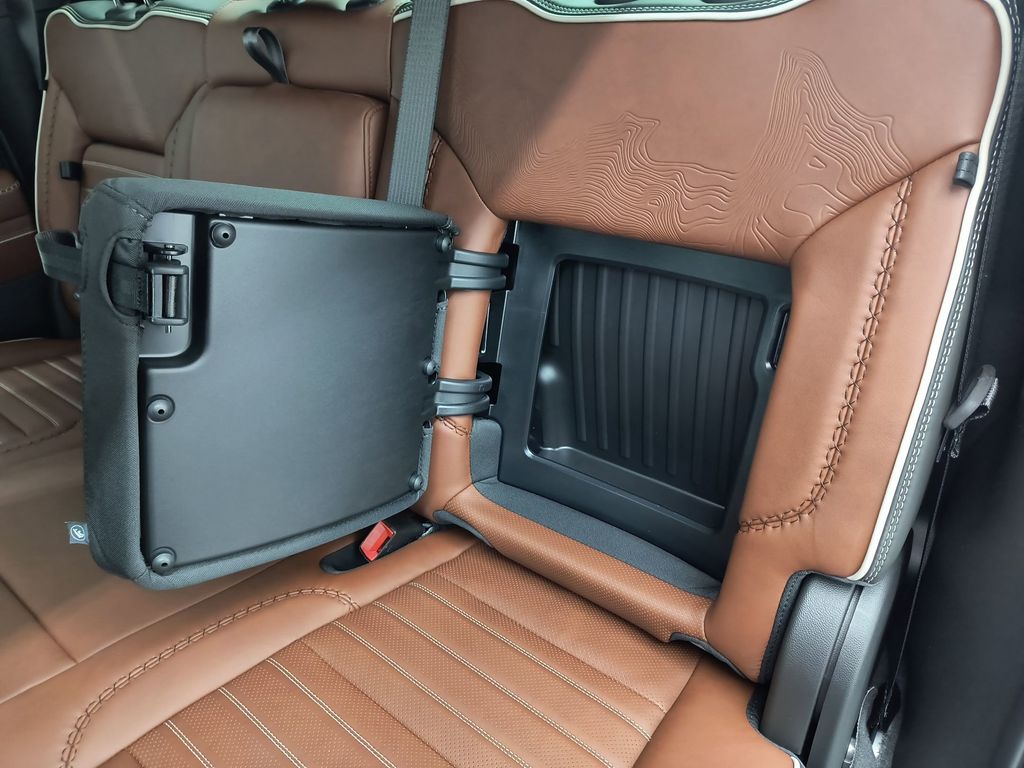 2026 GMC Sierra 2500HD Denali Ultimate - Photo 20