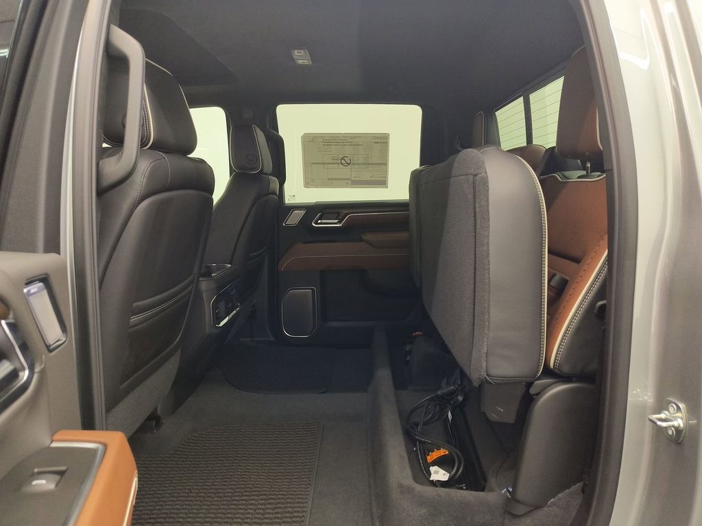 2026 GMC Sierra 3500HD Denali Ultimate - Photo 19