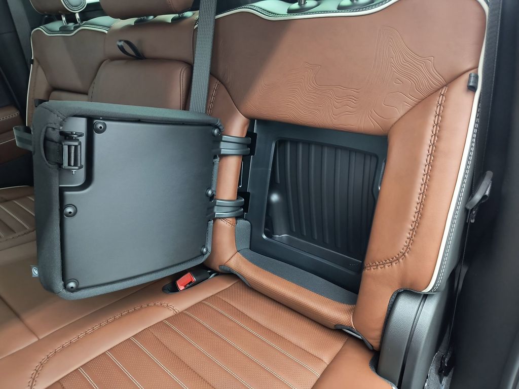 2026 GMC Sierra 3500HD Denali Ultimate - Photo 20