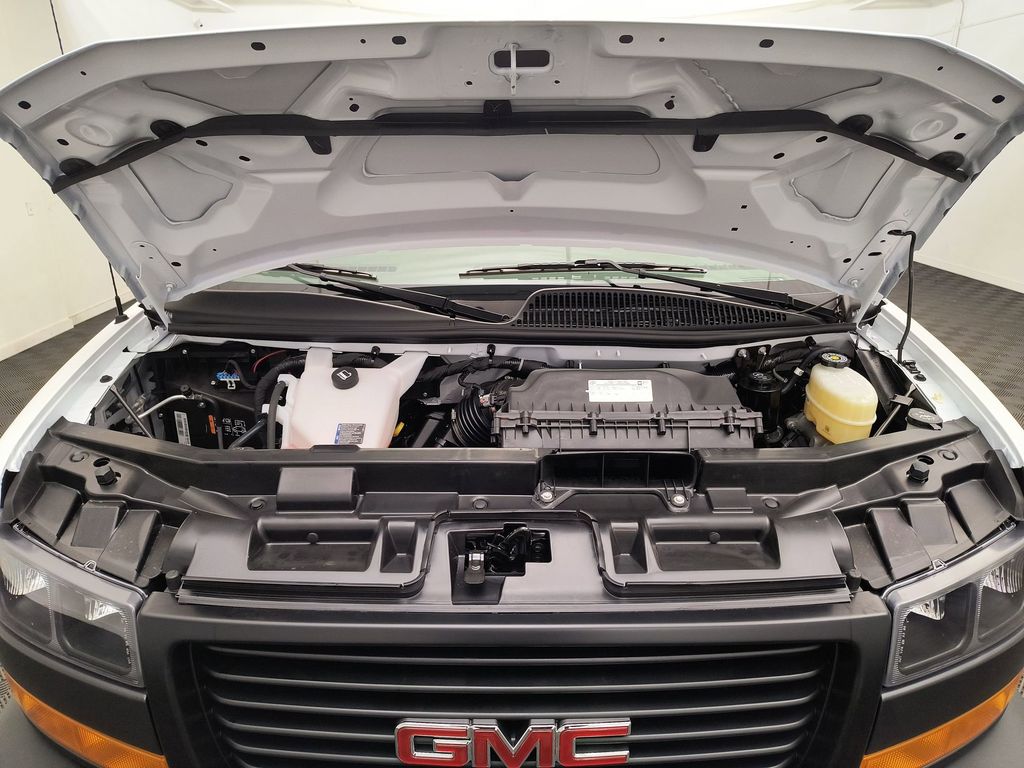 2026 GMC Savana Cargo Work Van - Photo 29
