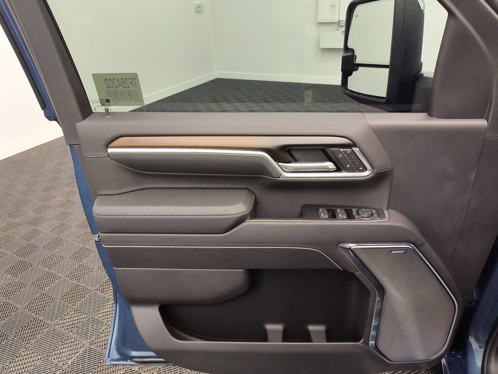 2026 GMC Sierra 3500HD Denali - Photo 25