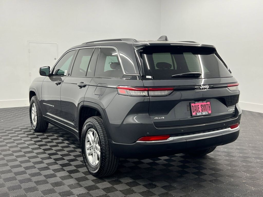 Used 2025 Jeep Grand Cherokee Laredo 4x4 SUV