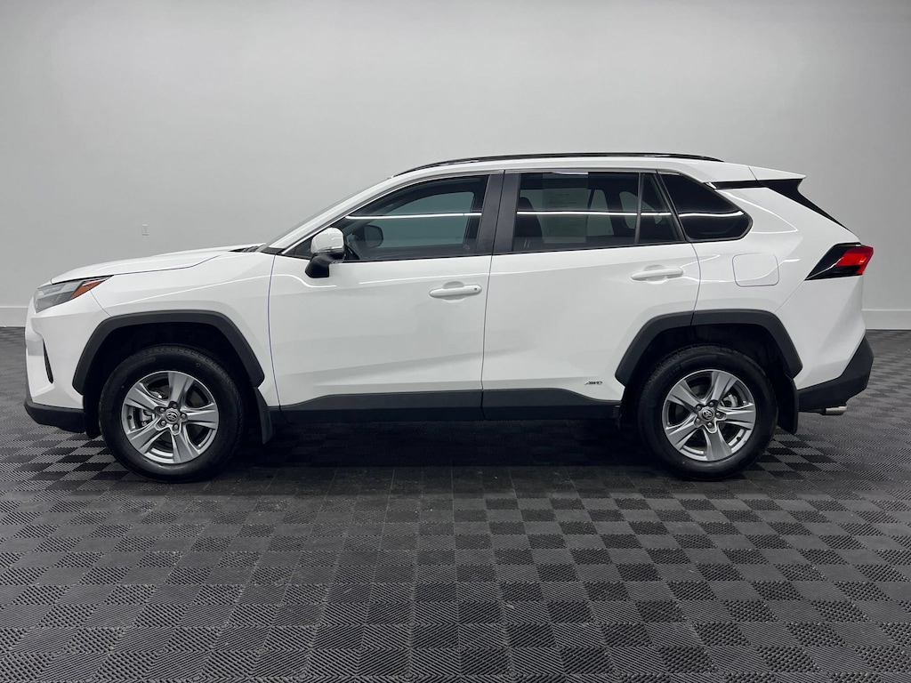 Used 2025 Toyota RAV4 Hybrid XLE SUV