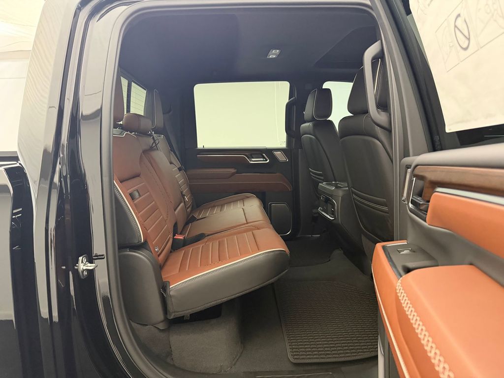 2026 GMC Sierra 3500HD Denali Ultimate - Photo 24
