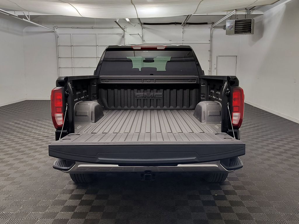 2026 GMC Sierra 1500 SLE - Photo 18