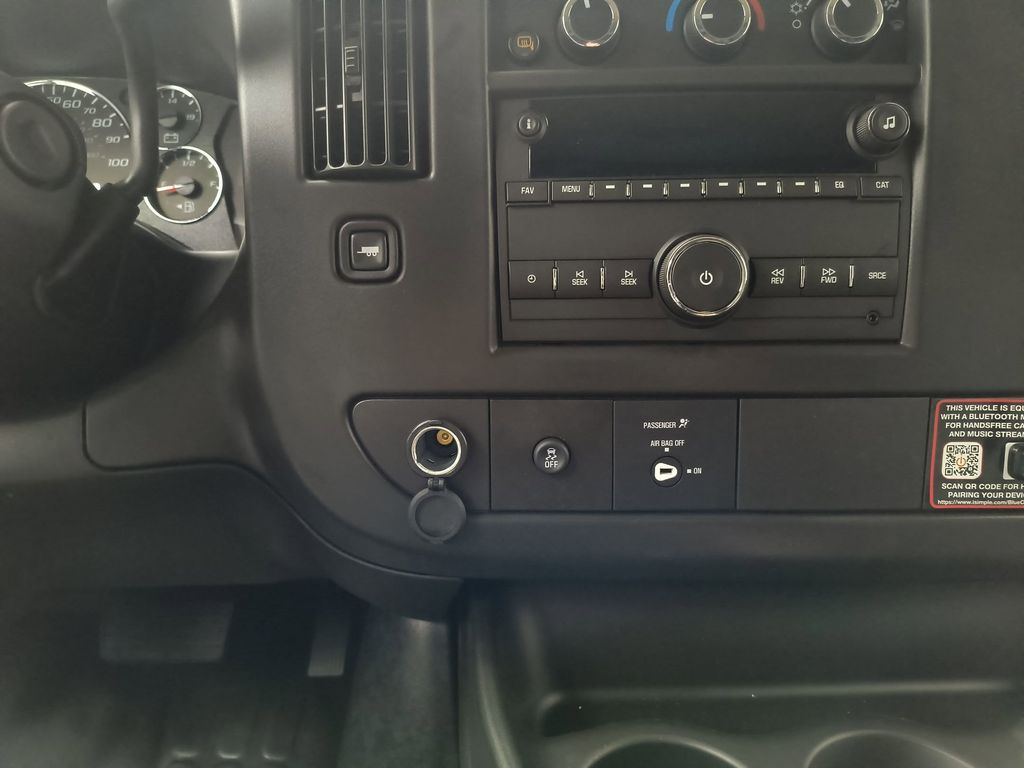 2026 GMC Savana Cargo Work Van - Photo 24