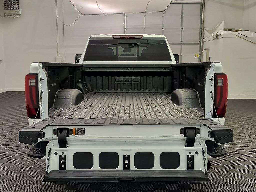 2026 GMC Sierra 2500HD Denali - Photo 19