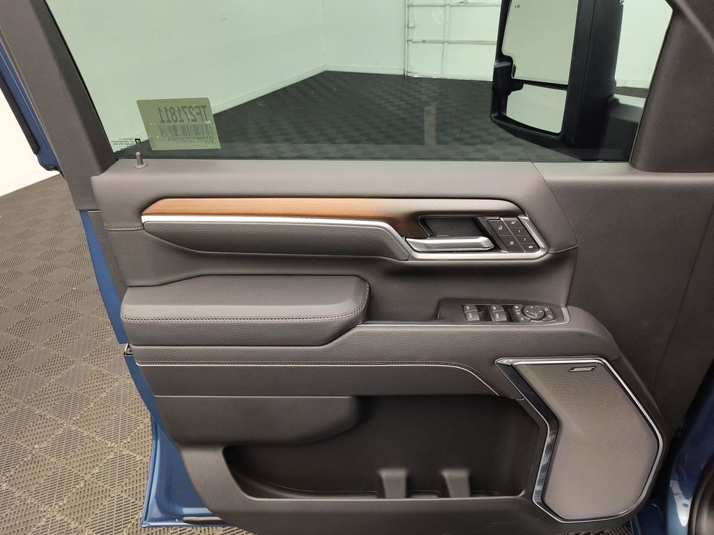 2026 GMC Sierra 3500HD Denali - Photo 19