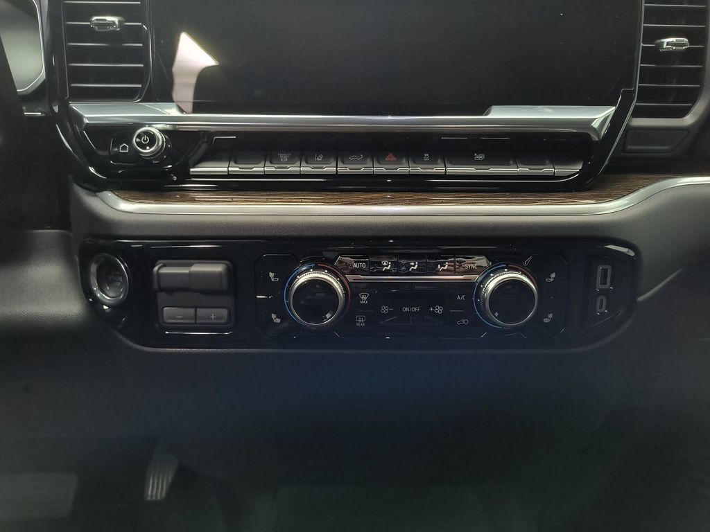 2026 GMC Sierra 3500HD SLE - Photo 14