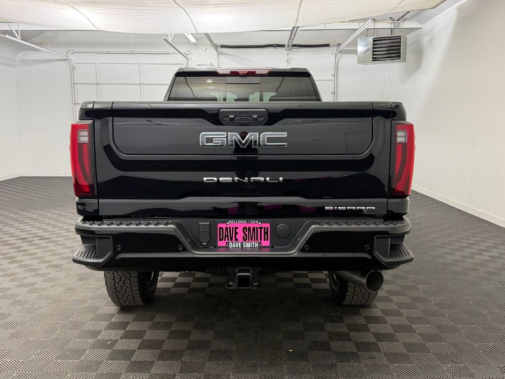 2026 GMC Sierra 3500HD Denali Ultimate - Photo 10