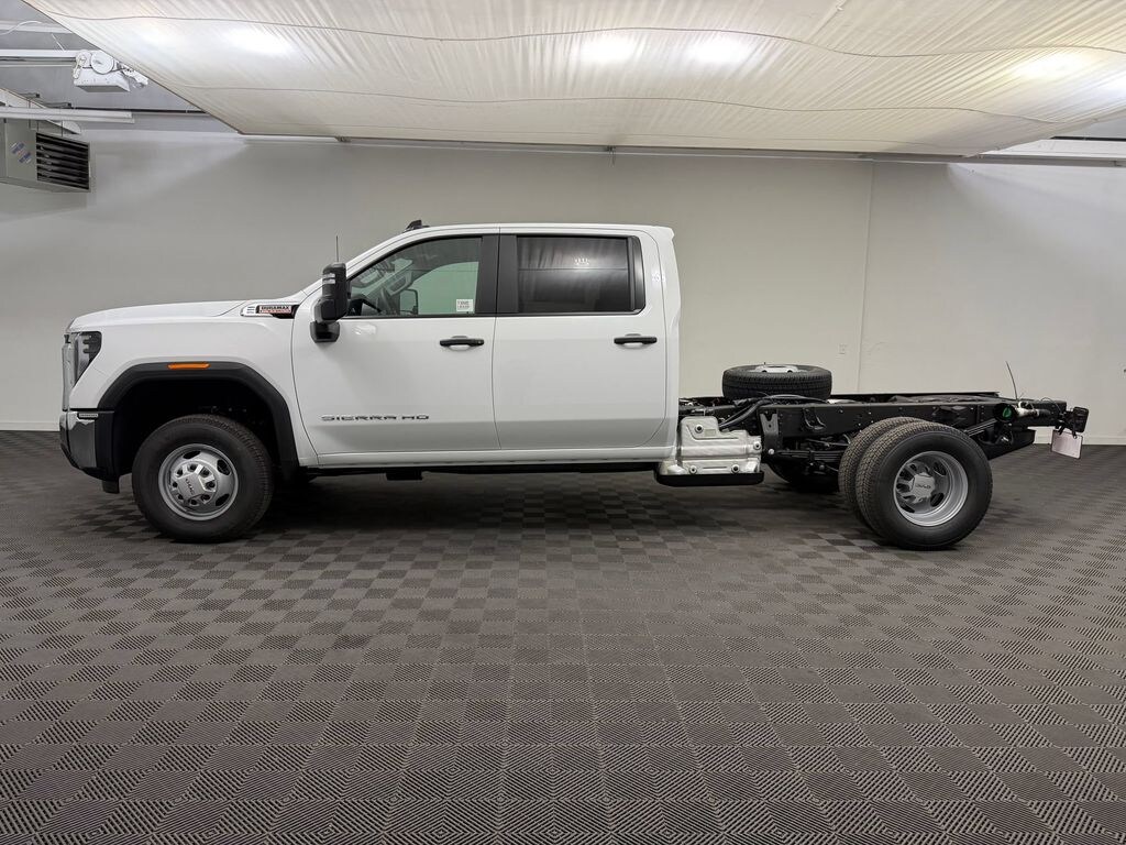 New 2026 GMC Sierra 3500 HD Chassis Cab Pro Truck