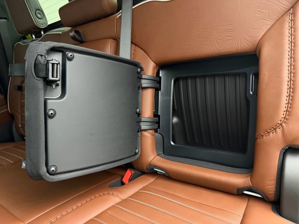 2026 GMC Sierra 3500HD Denali Ultimate - Photo 23
