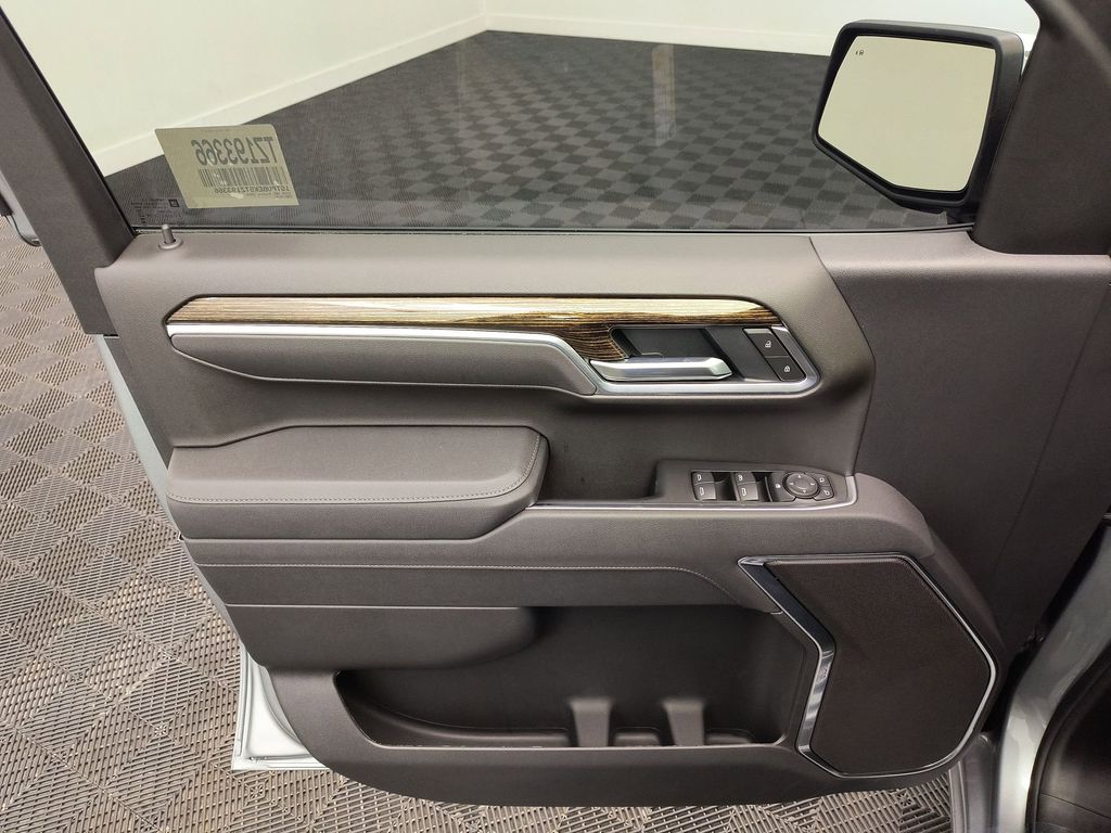 2026 GMC Sierra 1500 SLE - Photo 12