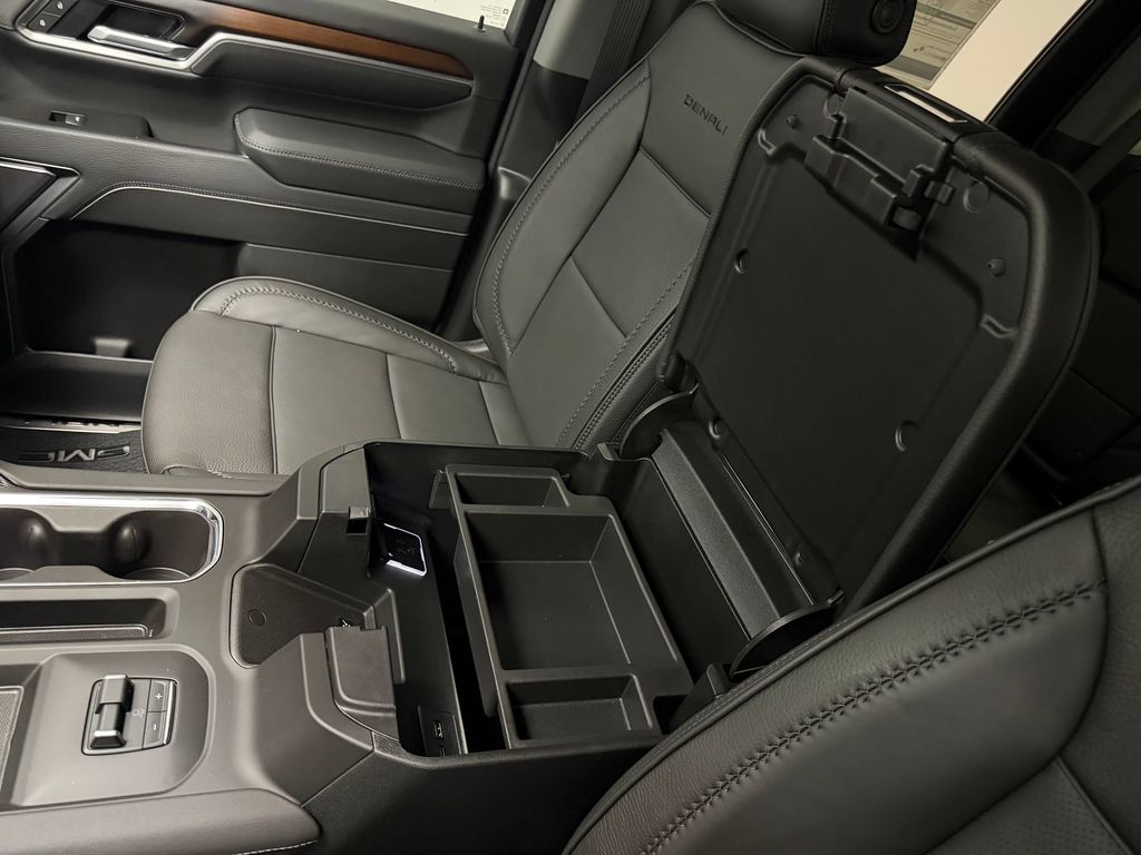 2026 GMC Sierra 3500HD Denali - Photo 33