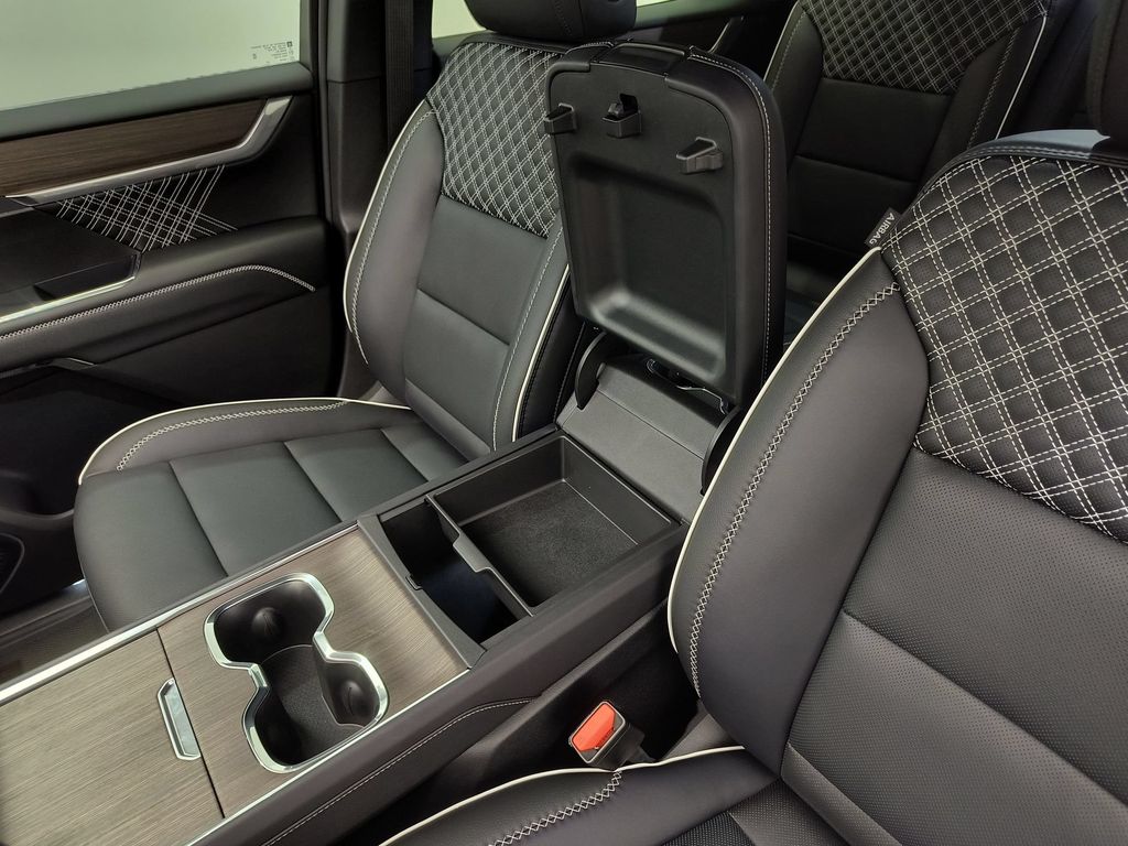 2026 GMC Acadia Denali - Photo 29