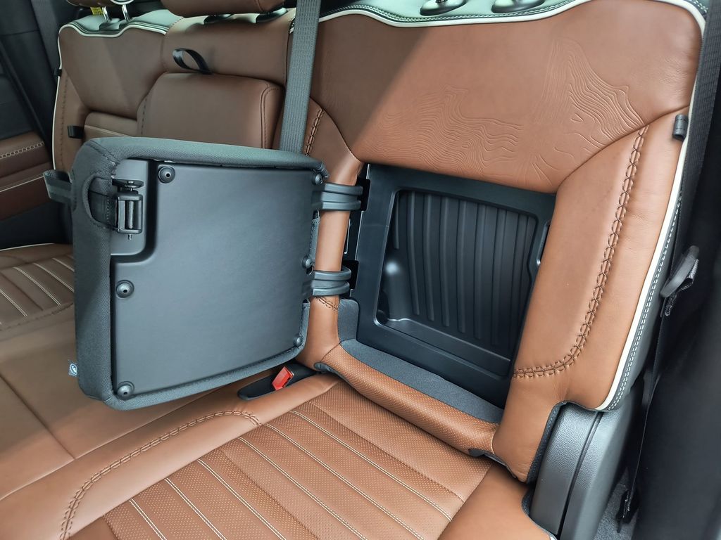2026 GMC Sierra 3500HD Denali Ultimate - Photo 22