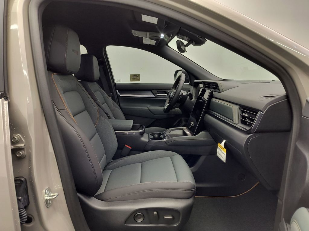 2026 GMC Terrain AT4 - Photo 28