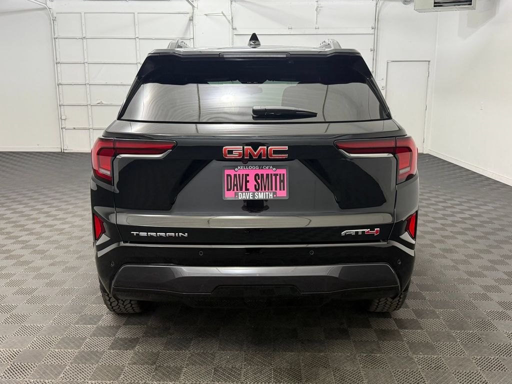 2027 GMC Terrain AT4 - Photo 10