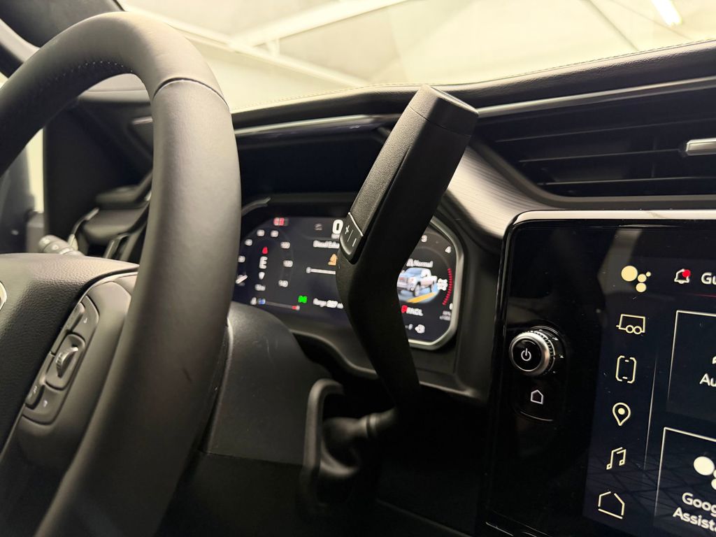 2026 GMC Sierra 3500HD Denali Ultimate - Photo 32