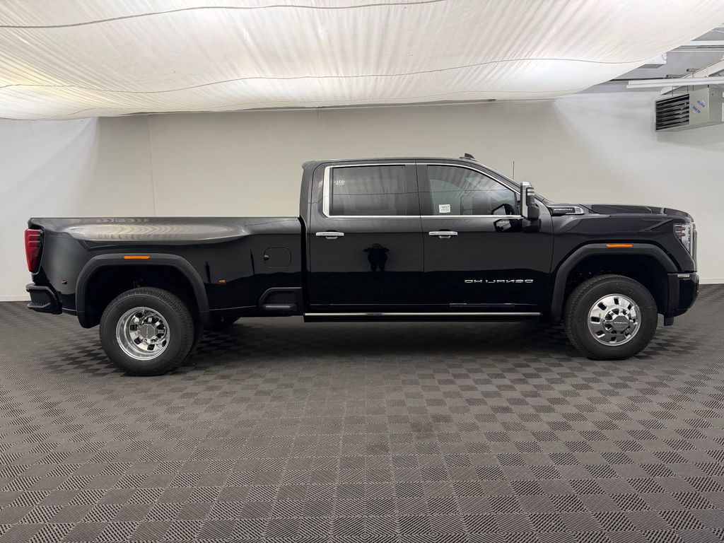 2026 GMC Sierra 3500HD Denali Ultimate - Photo 8