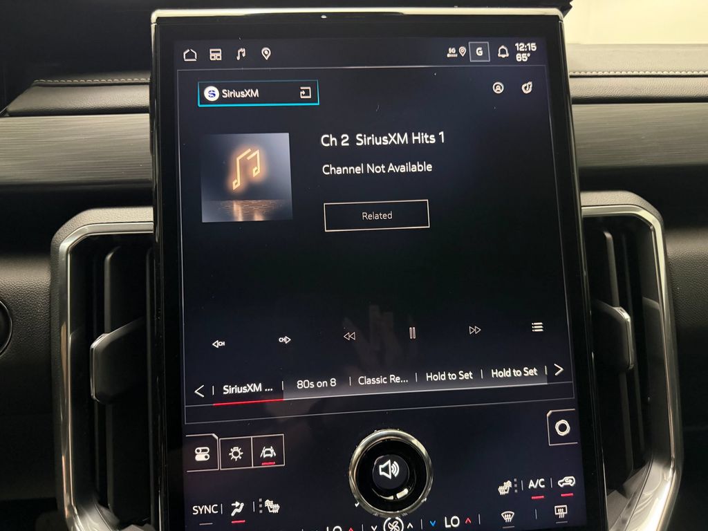 2026 GMC Acadia Elevation - Photo 19