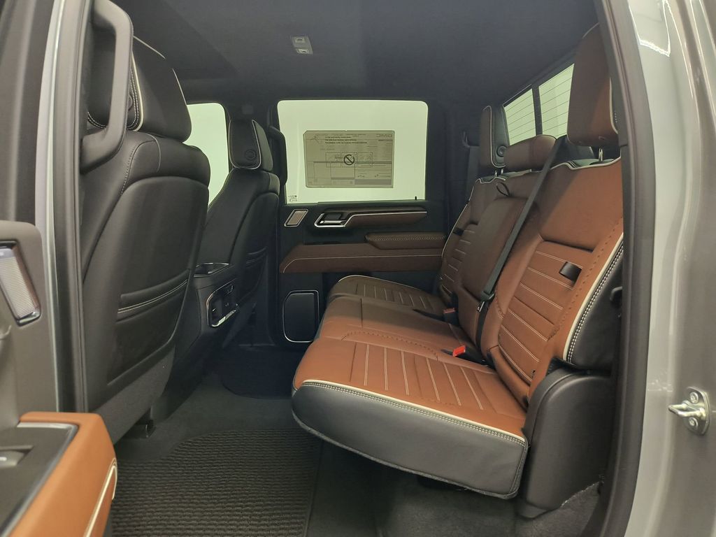 2026 GMC Sierra 3500HD Denali Ultimate - Photo 12