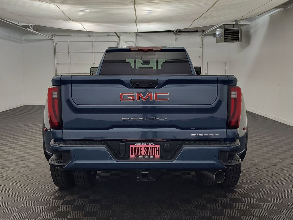 2026 GMC Sierra 3500HD Denali - Photo 10