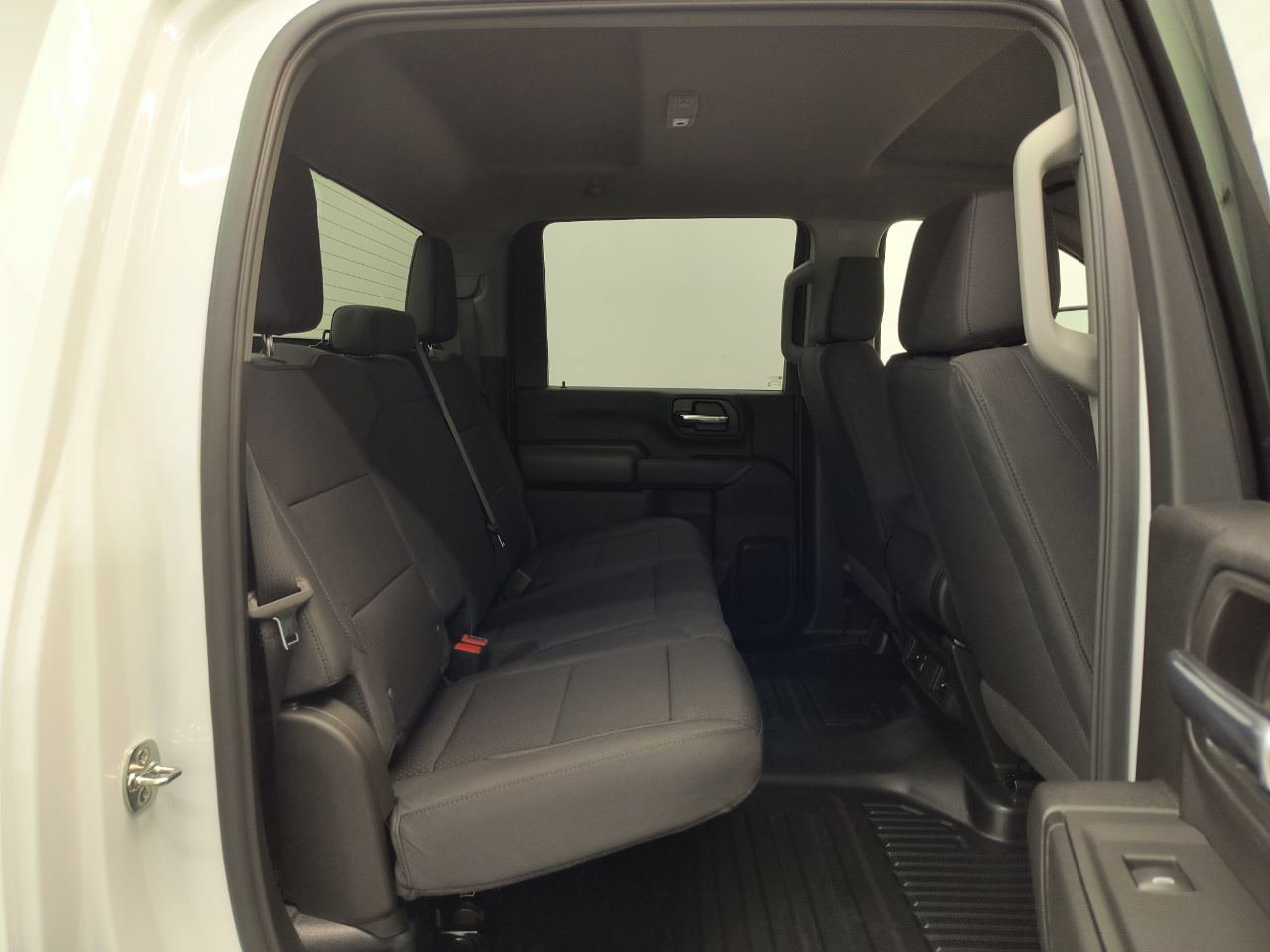 2026 GMC Sierra 3500 Chassis Cab Pro - Photo 29
