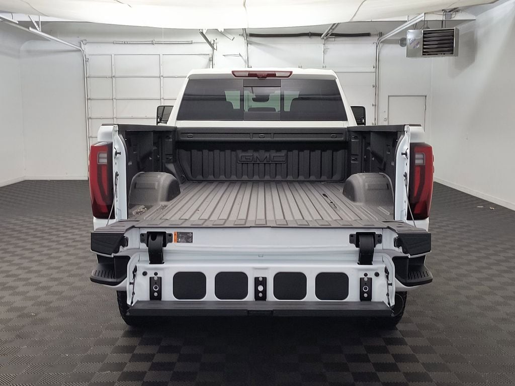 2026 GMC Sierra 2500HD Denali - Photo 18