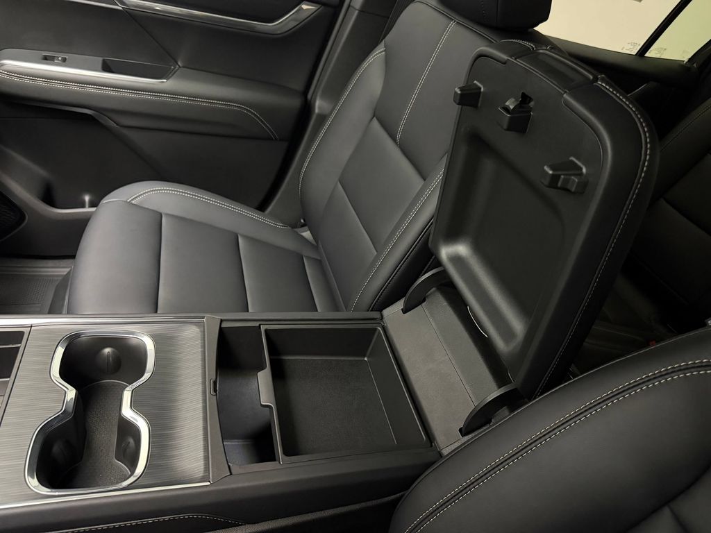 2026 GMC Acadia Elevation - Photo 31