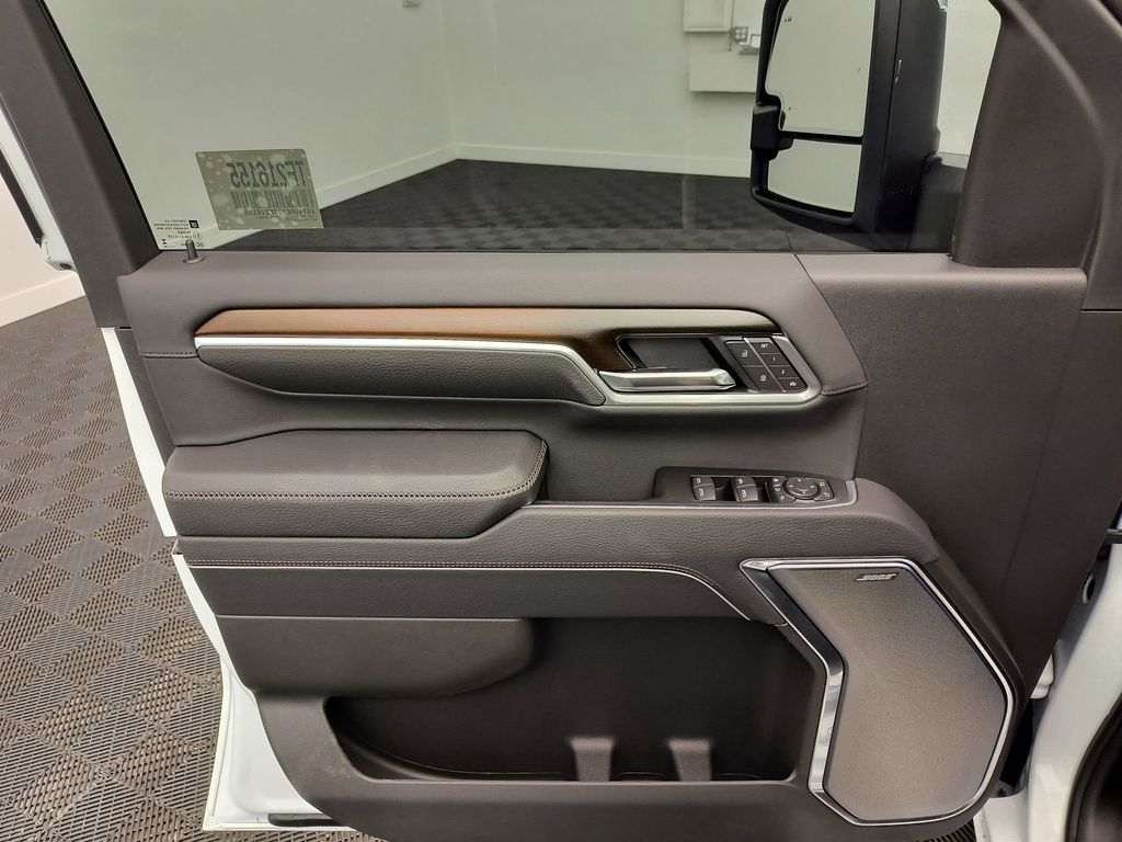 2026 GMC Sierra 2500HD Denali - Photo 17
