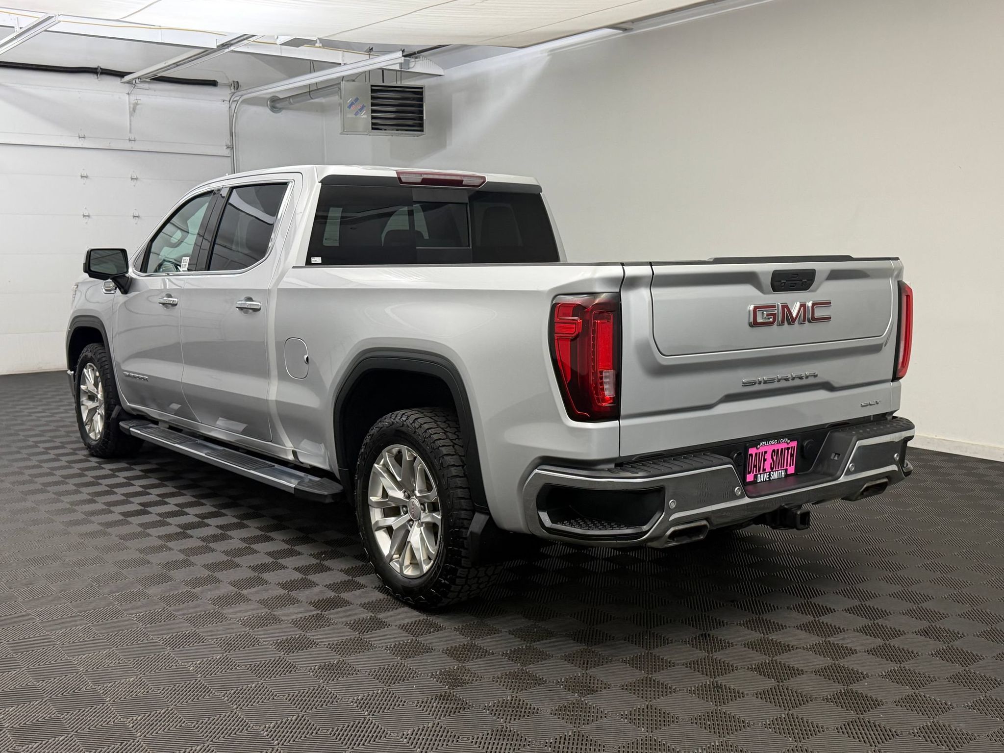Used 2021 GMC Sierra 1500 SLT Truck