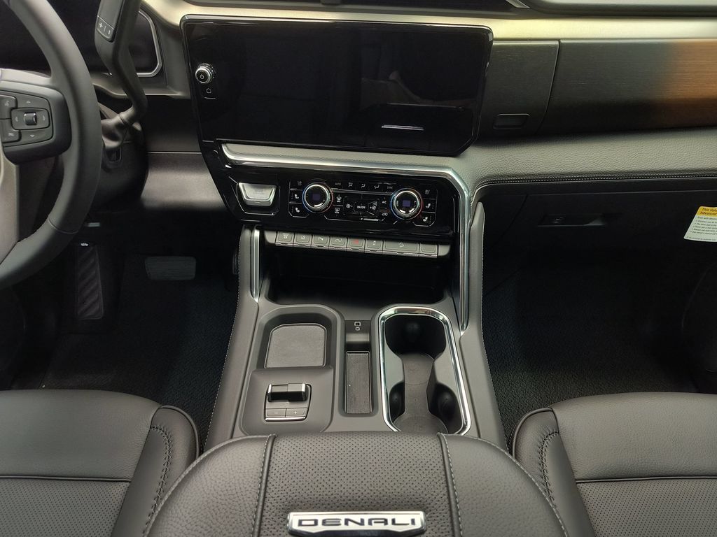 2026 GMC Sierra 3500HD Denali - Photo 13