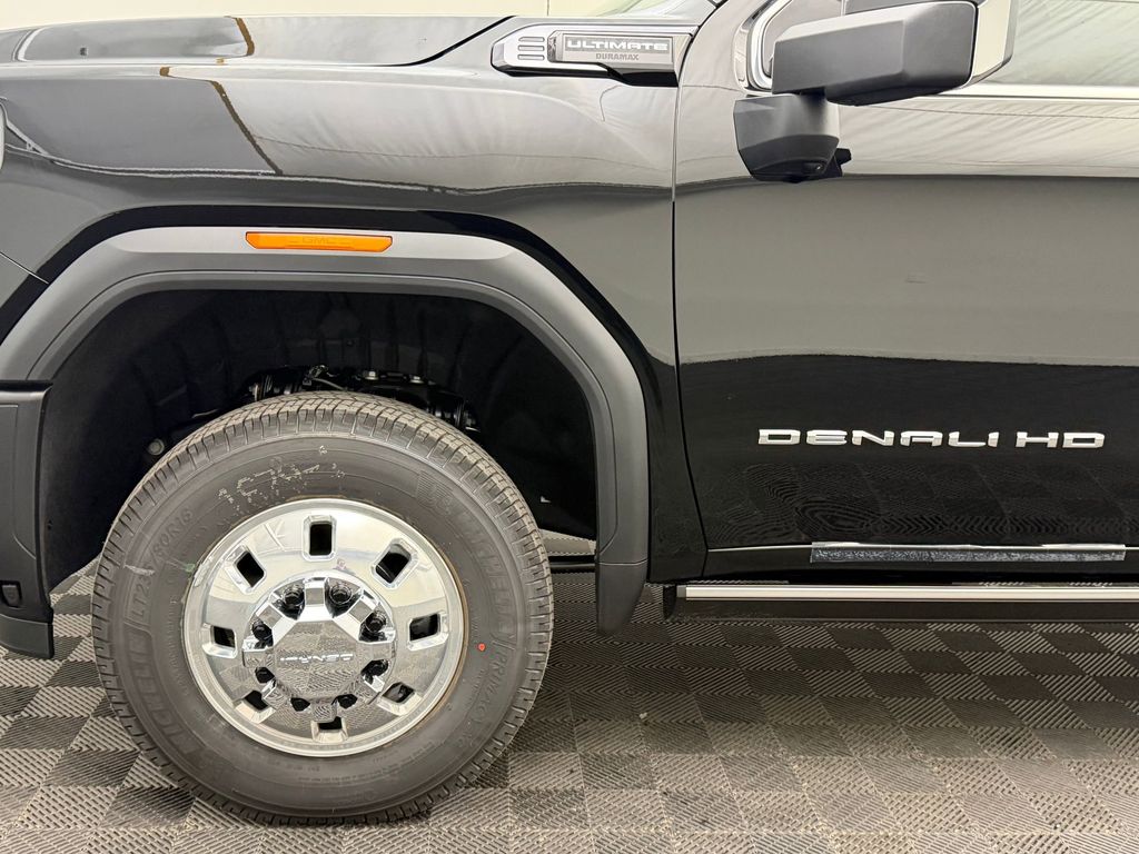 2026 GMC Sierra 3500HD Denali Ultimate - Photo 11