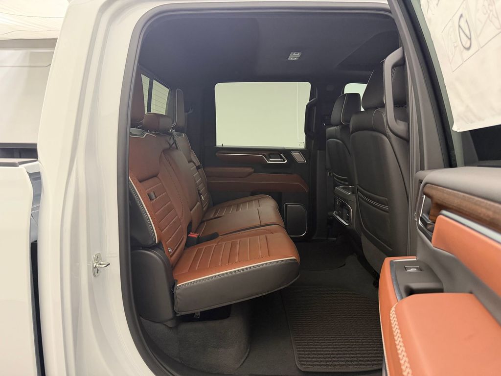 2026 GMC Sierra 3500HD Denali Ultimate - Photo 23