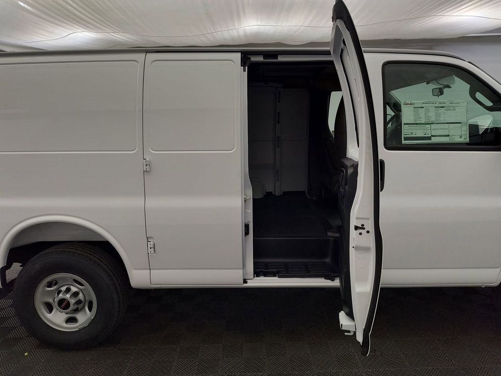 2026 GMC Savana Cargo Work Van - Photo 27