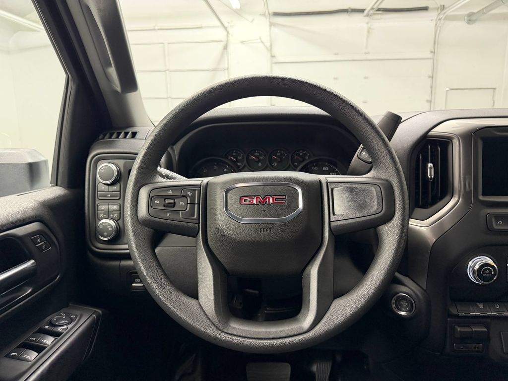 2026 GMC Sierra 3500 Chassis Cab Pro - Photo 22