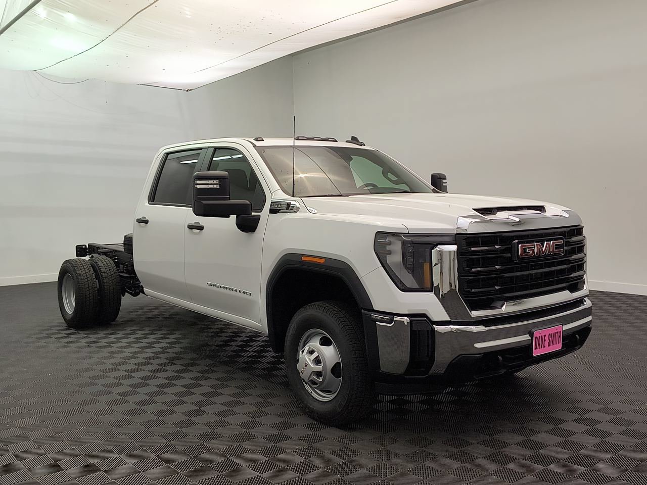 2026 GMC Sierra 3500 Chassis Cab Pro - Photo 7