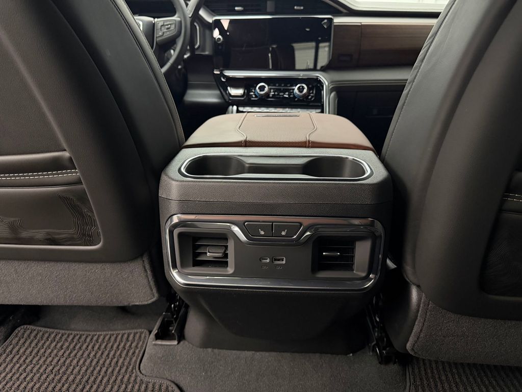 2026 GMC Sierra 3500HD Denali Ultimate - Photo 24