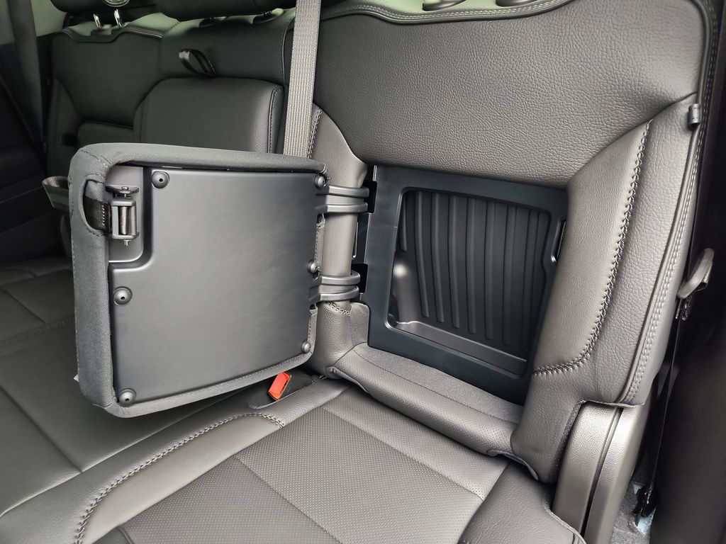 2026 GMC Sierra 3500HD Denali - Photo 21