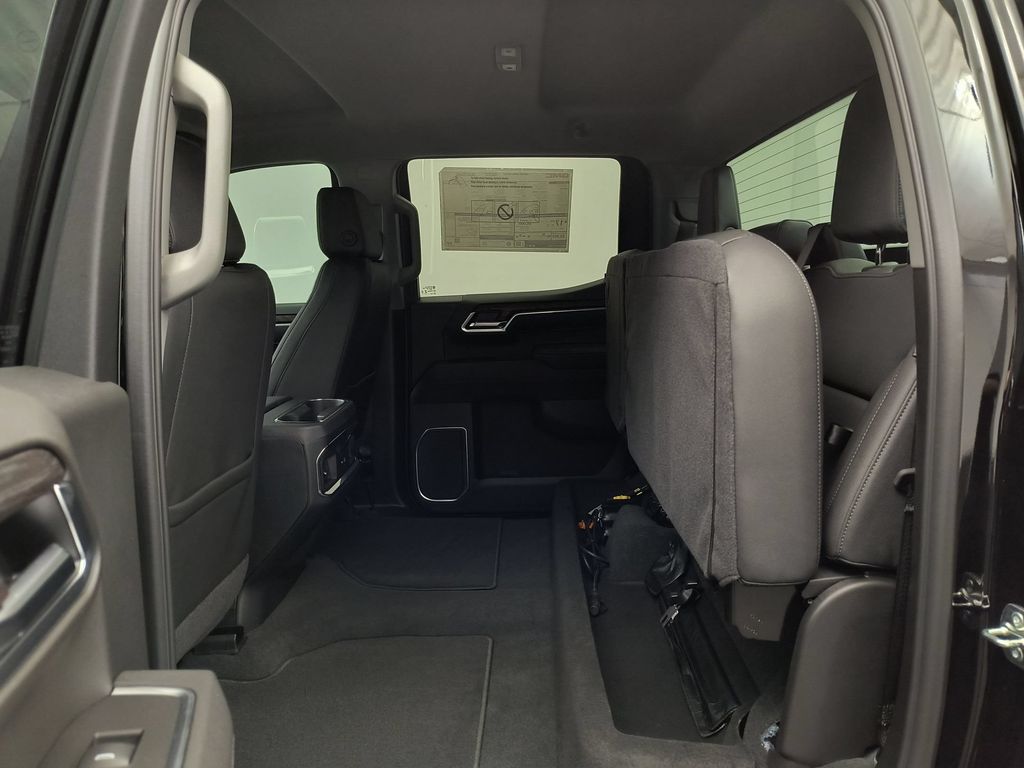 2026 GMC Sierra 1500 SLT - Photo 21